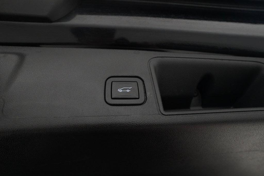 used 2023 GMC Terrain car, priced at $29,978