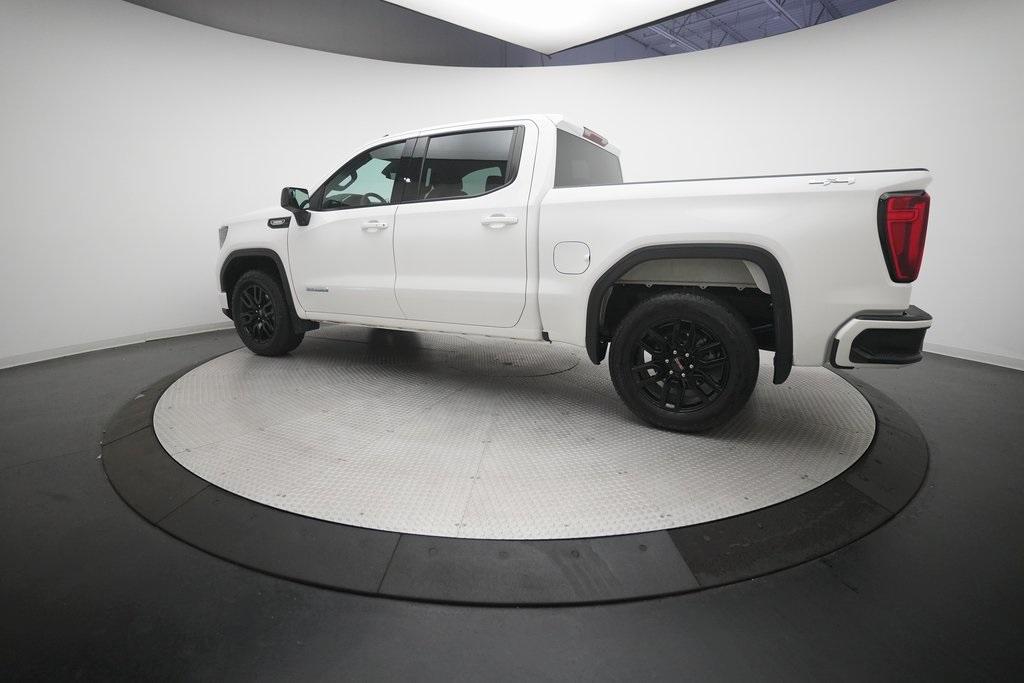 used 2025 GMC Sierra 1500 car, priced at $43,284