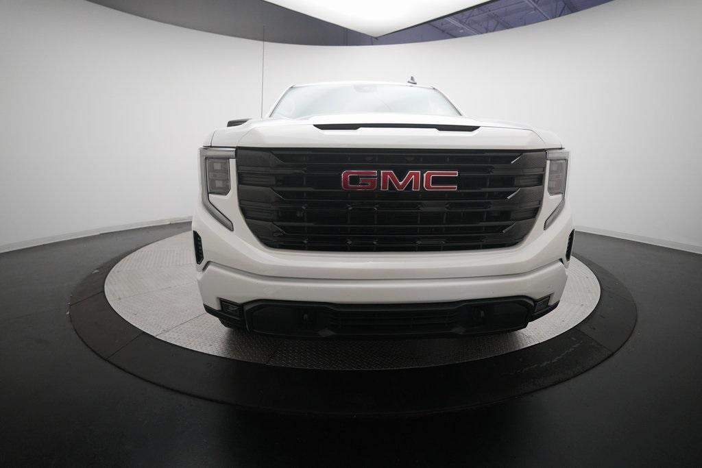 used 2025 GMC Sierra 1500 car, priced at $43,284