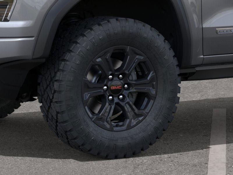 new 2025 GMC Canyon car, priced at $45,683