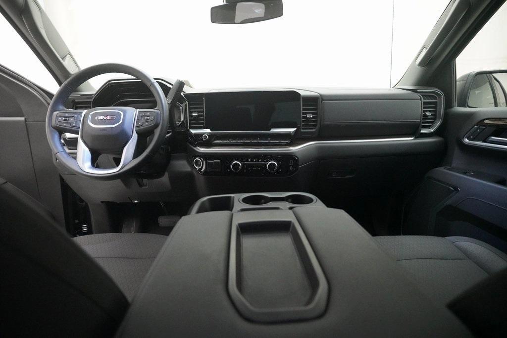 used 2025 GMC Sierra 1500 car, priced at $40,723