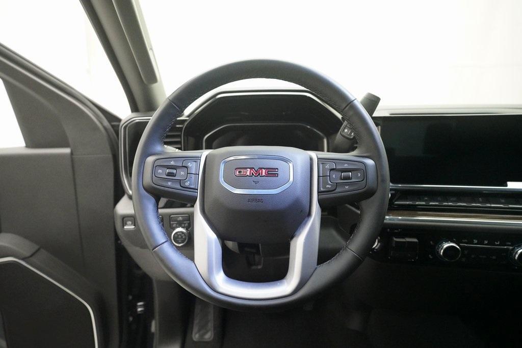 used 2025 GMC Sierra 1500 car, priced at $40,723