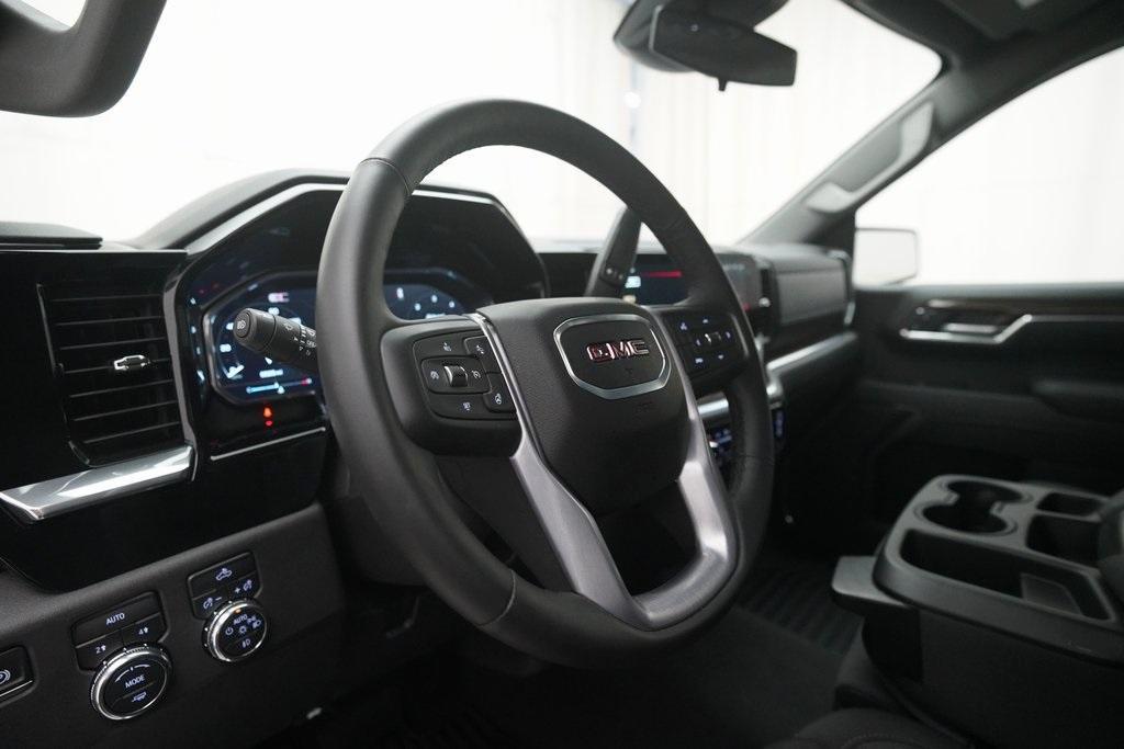 used 2025 GMC Sierra 1500 car, priced at $44,784
