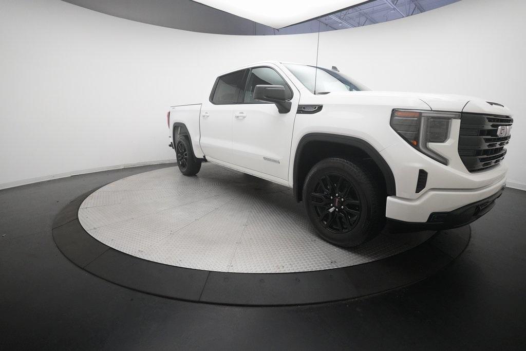 used 2025 GMC Sierra 1500 car, priced at $44,784