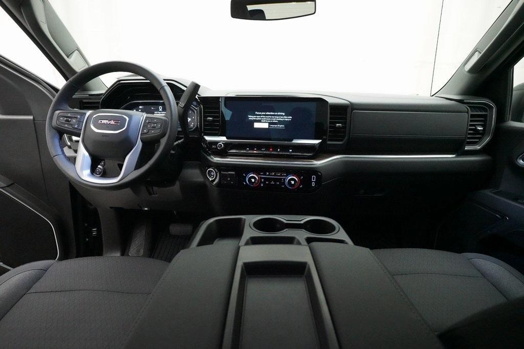 used 2025 GMC Sierra 1500 car, priced at $44,026