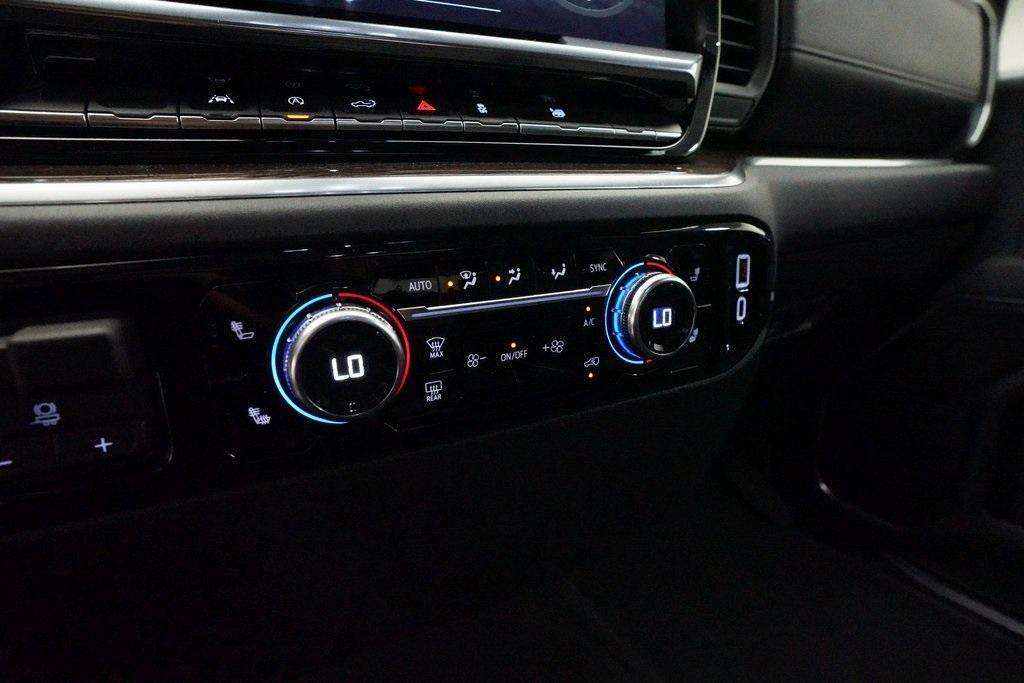used 2025 GMC Sierra 1500 car, priced at $43,767