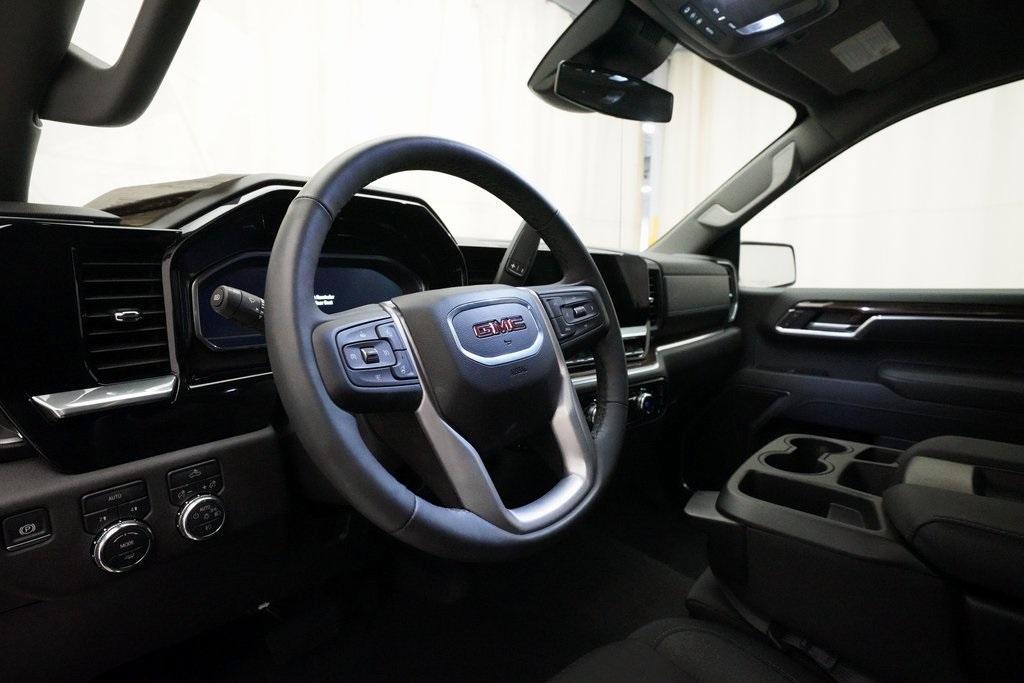 used 2025 GMC Sierra 1500 car, priced at $43,767