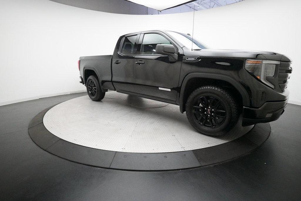 used 2025 GMC Sierra 1500 car, priced at $43,767