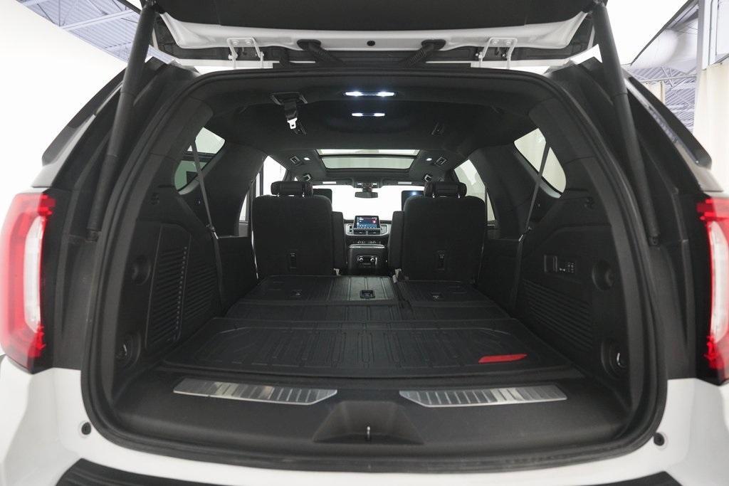 used 2022 GMC Yukon car, priced at $55,054