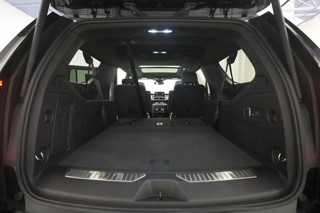 used 2024 GMC Yukon XL car, priced at $68,349