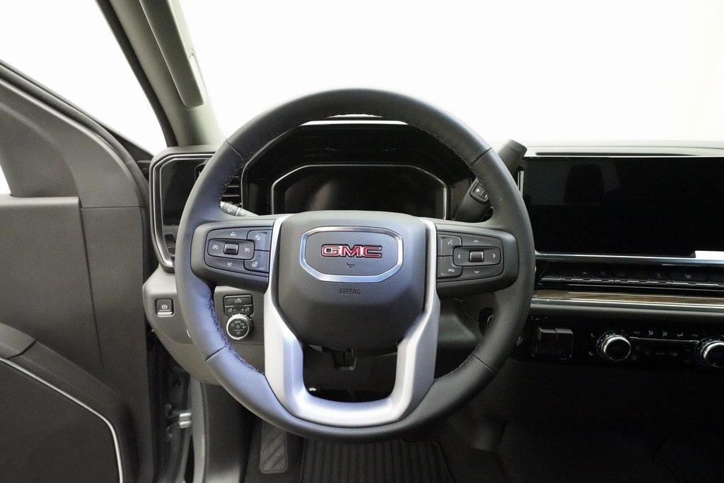 used 2025 GMC Sierra 1500 car, priced at $47,036