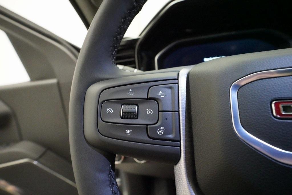 used 2025 GMC Sierra 1500 car, priced at $47,036