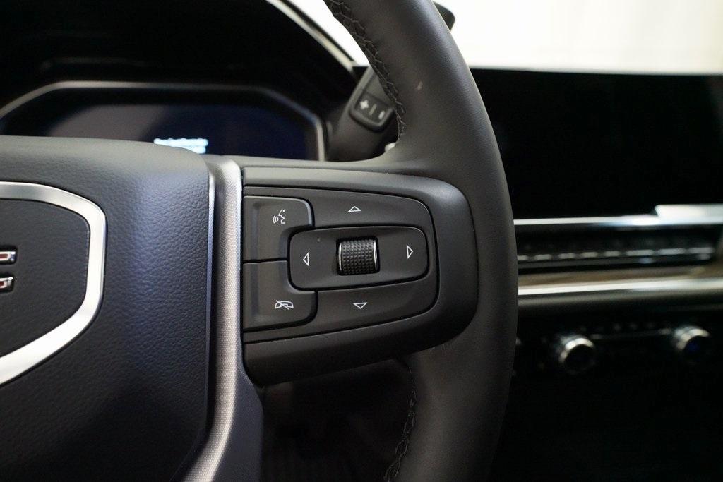 used 2025 GMC Sierra 1500 car, priced at $47,036