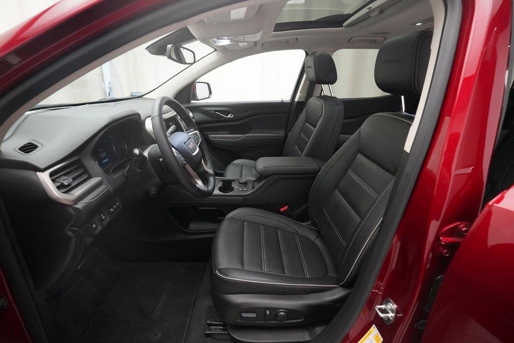 used 2023 GMC Acadia car, priced at $37,924