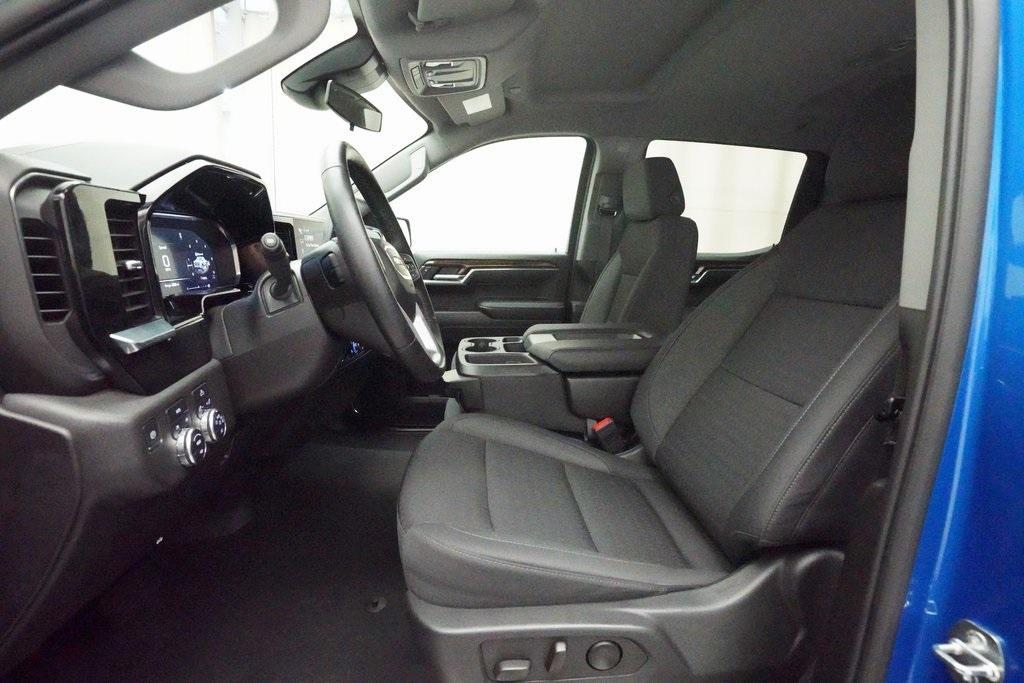 used 2024 GMC Sierra 1500 car, priced at $40,999