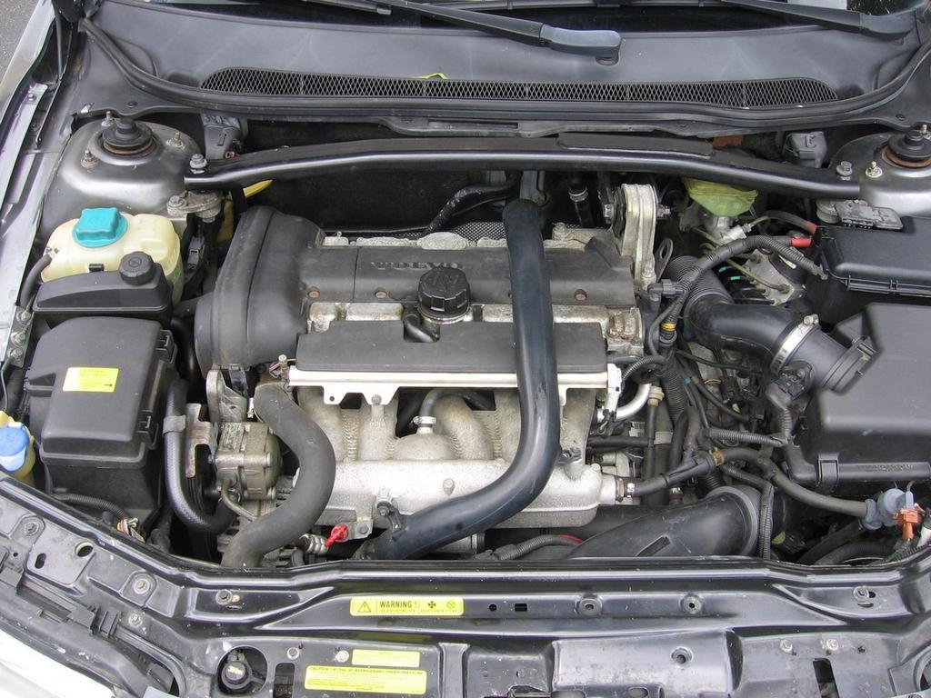 used 2006 Volvo S60 car, priced at $4,900