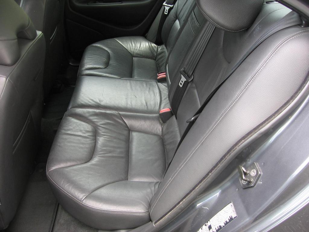 used 2006 Volvo S60 car, priced at $4,900