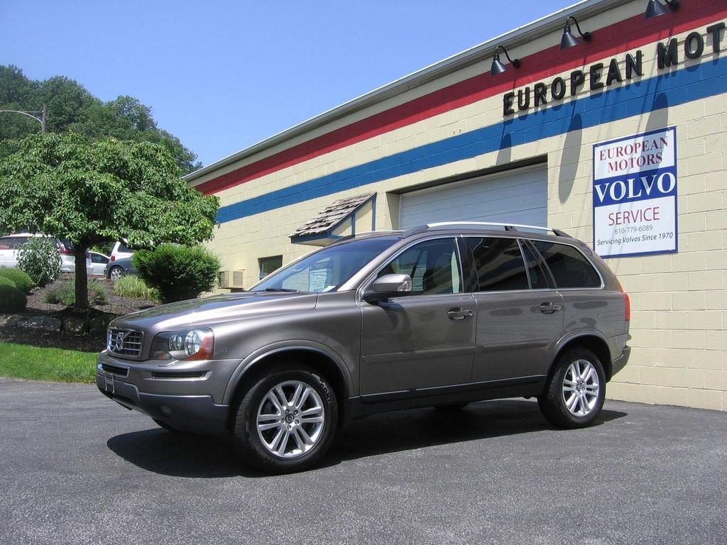 used 2011 Volvo XC90 car, priced at $10,500