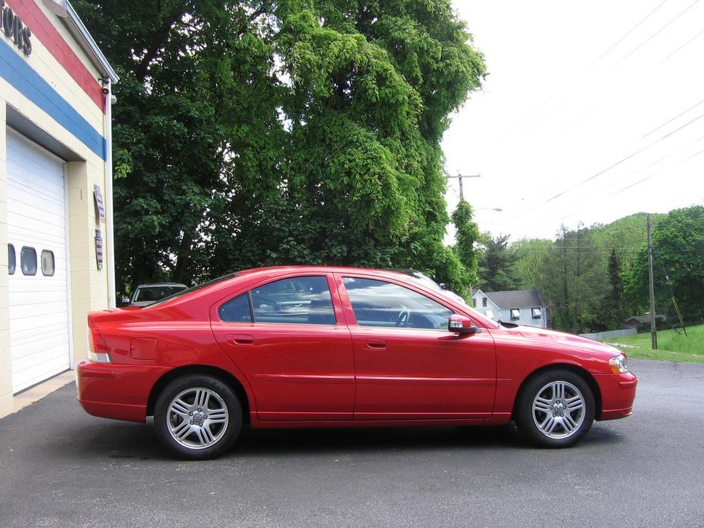 used 2007 Volvo S60 car, priced at $11,000