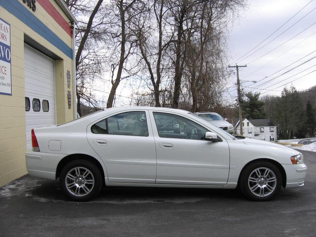 used 2008 Volvo S60 car, priced at $7,000