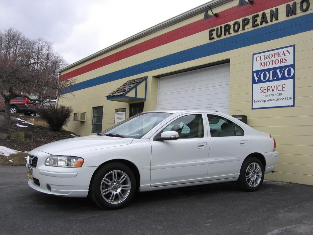 used 2008 Volvo S60 car, priced at $7,000