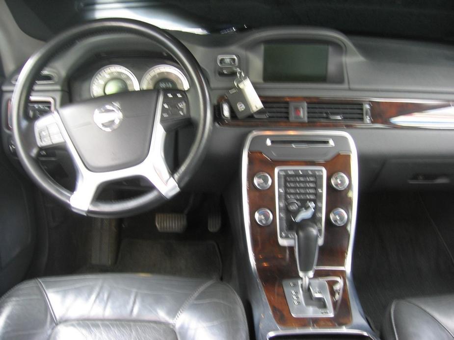 used 2012 Volvo XC70 car, priced at $9,700