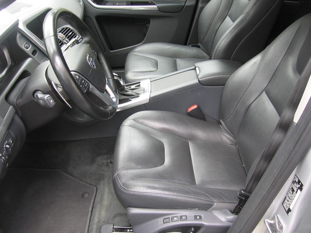 used 2015 Volvo XC60 car, priced at $13,500
