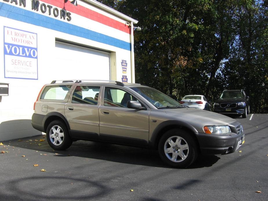 used 2005 Volvo XC70 car, priced at $7,000