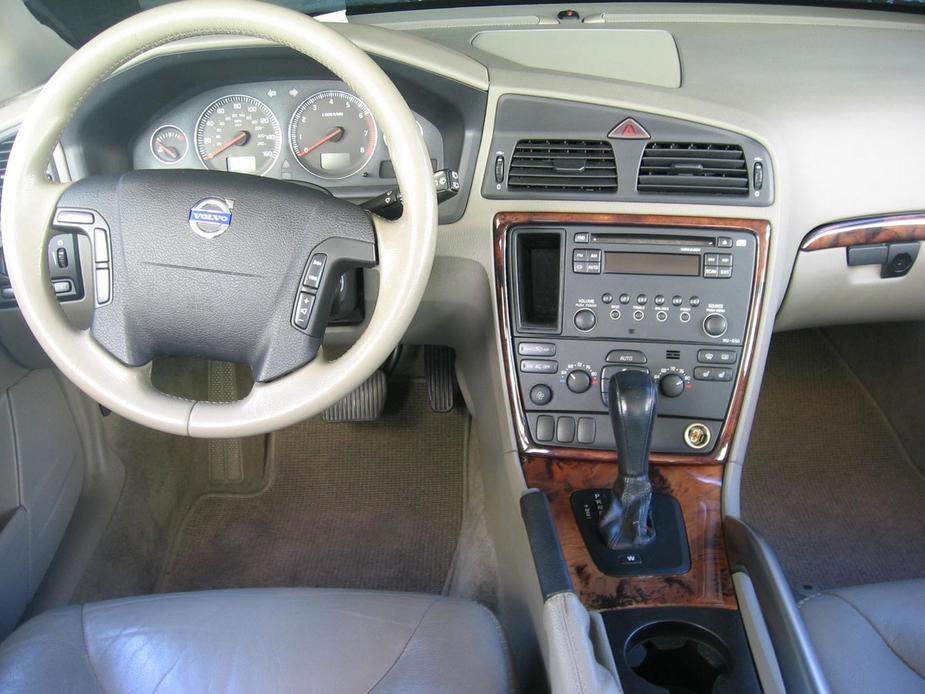 used 2005 Volvo XC70 car, priced at $7,000