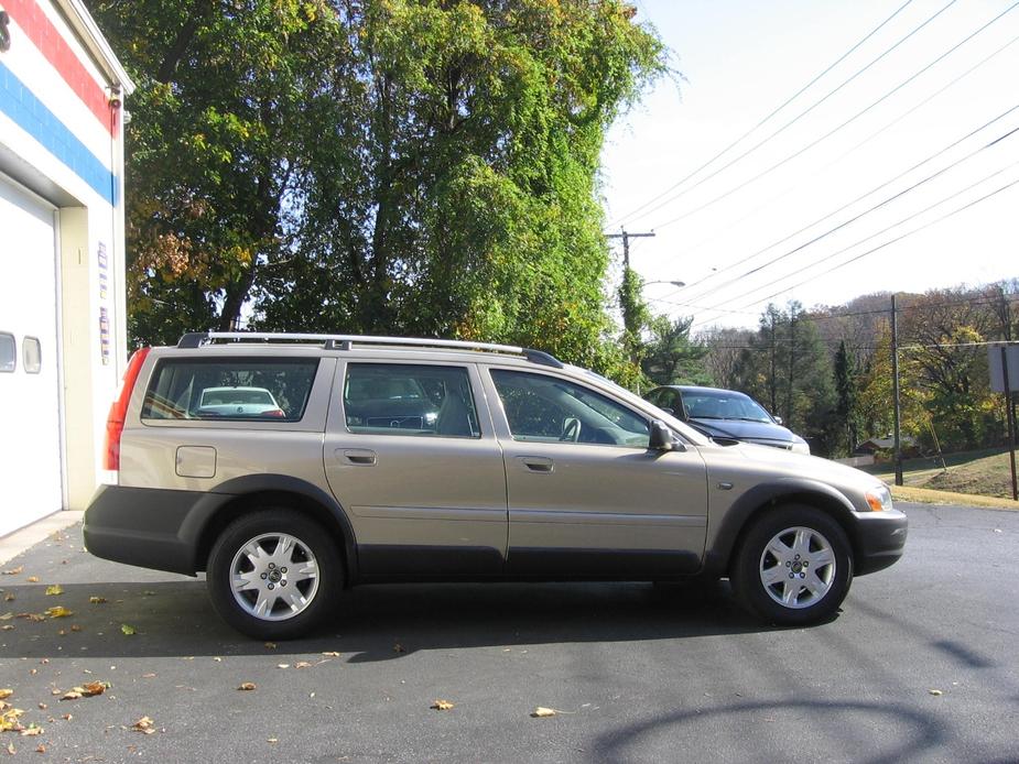 used 2005 Volvo XC70 car, priced at $7,000