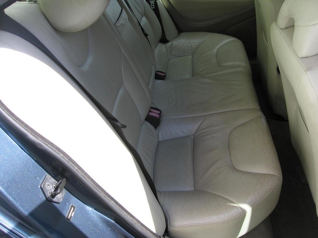 used 2007 Volvo S60 car, priced at $6,000