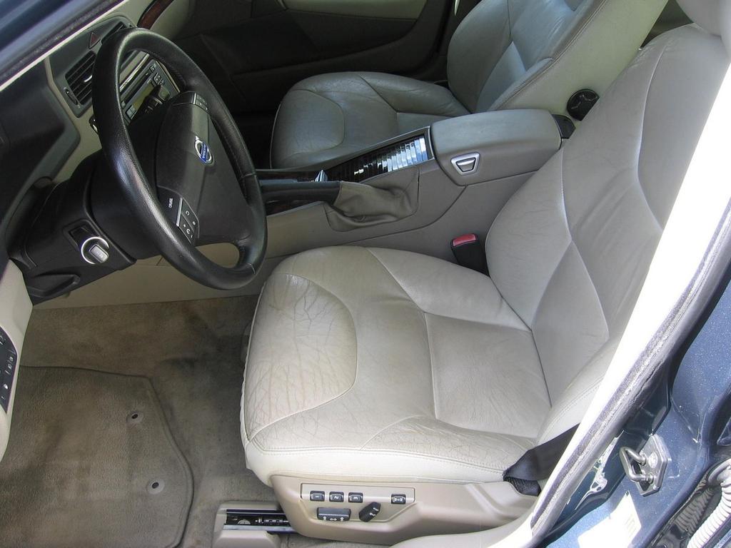 used 2007 Volvo S60 car, priced at $6,000