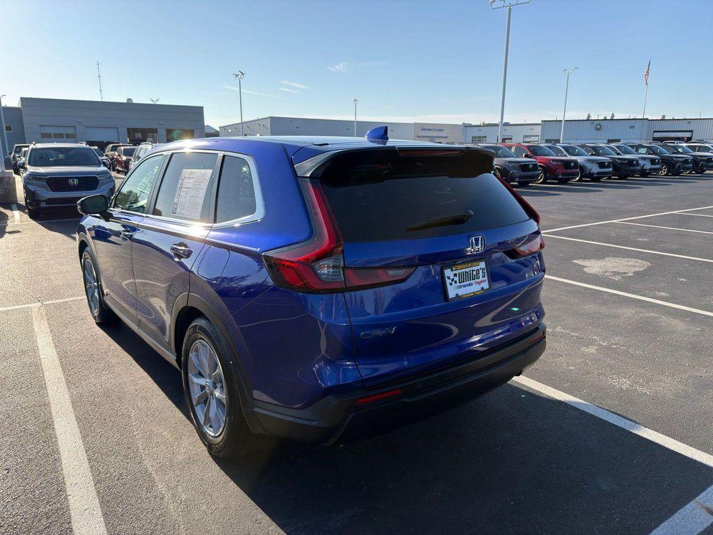 used 2023 Honda CR-V car, priced at $27,900