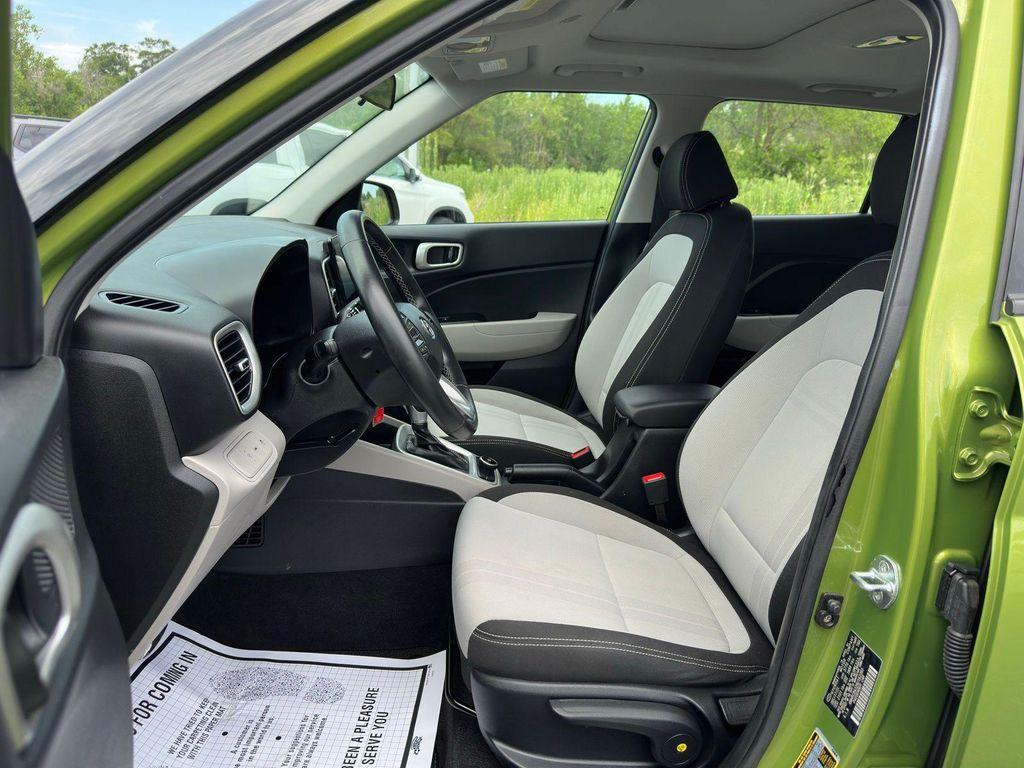 used 2022 Hyundai Venue car, priced at $17,900