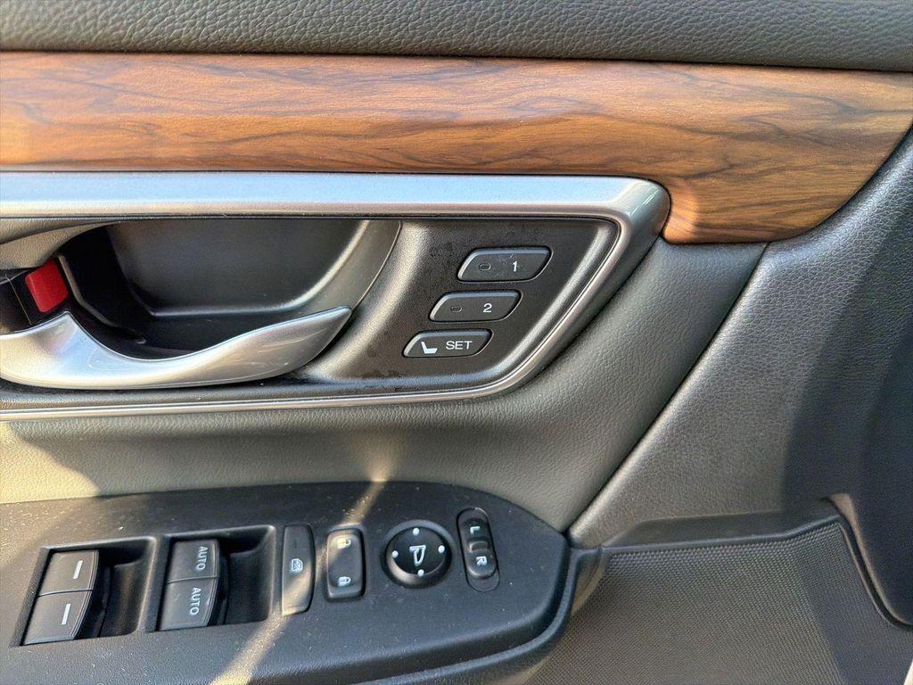 used 2021 Honda CR-V car, priced at $28,400