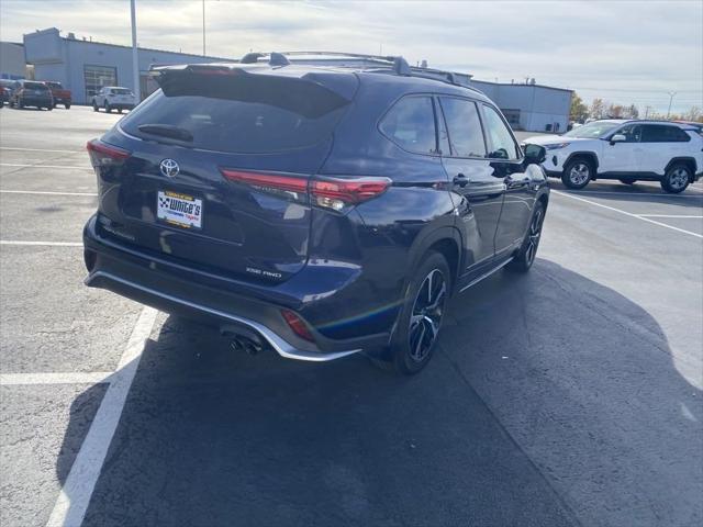 used 2021 Toyota Highlander car, priced at $33,900