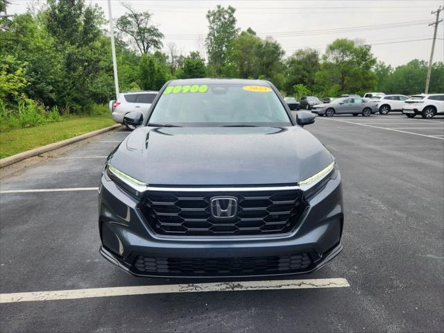 used 2023 Honda CR-V car, priced at $30,900