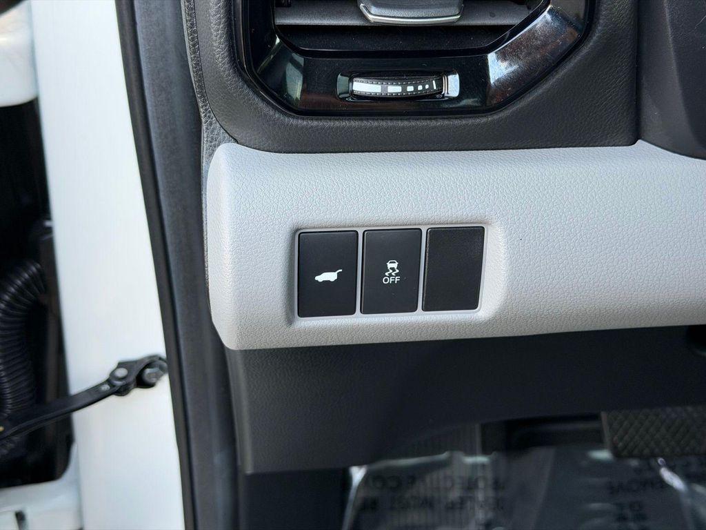 used 2025 Honda Pilot car, priced at $44,900