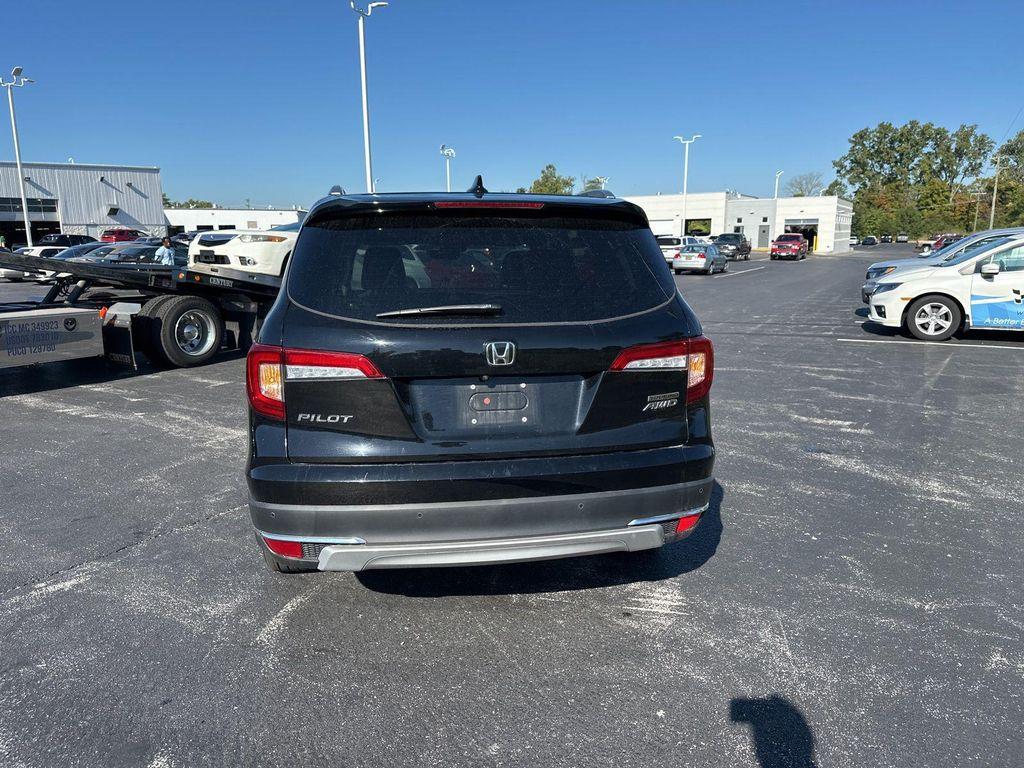 used 2022 Honda Pilot car, priced at $31,400