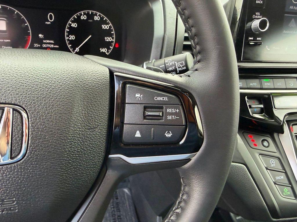 used 2025 Honda Odyssey car, priced at $39,900
