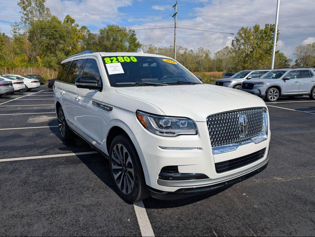 used 2024 Lincoln Navigator car, priced at $76,800