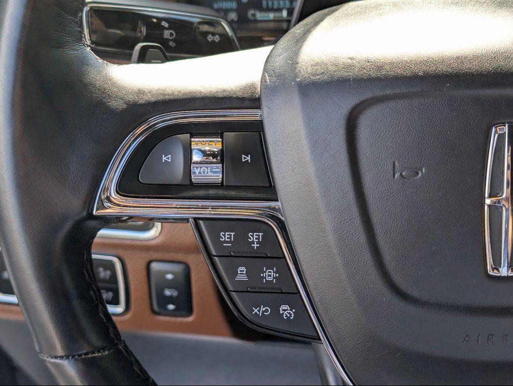 used 2024 Lincoln Navigator car, priced at $76,800