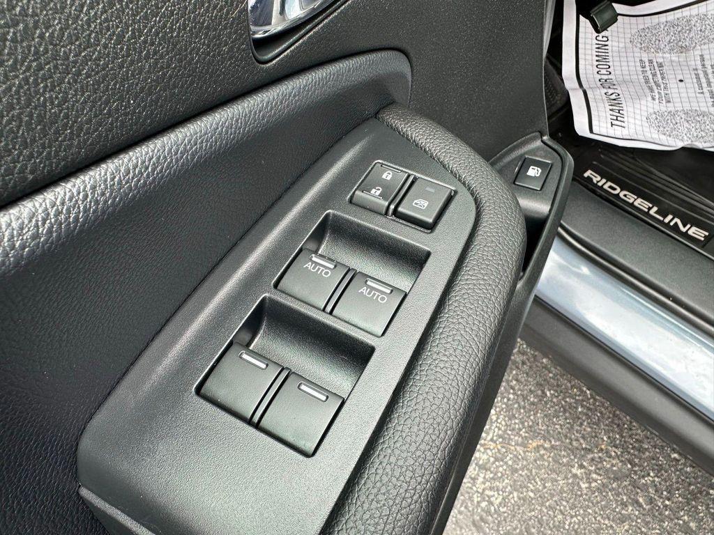 used 2024 Honda Ridgeline car, priced at $36,900