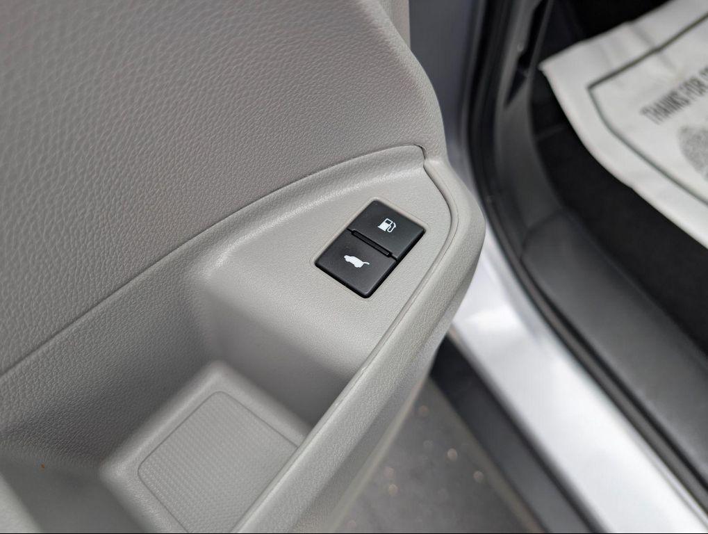 used 2021 Honda Pilot car, priced at $26,900