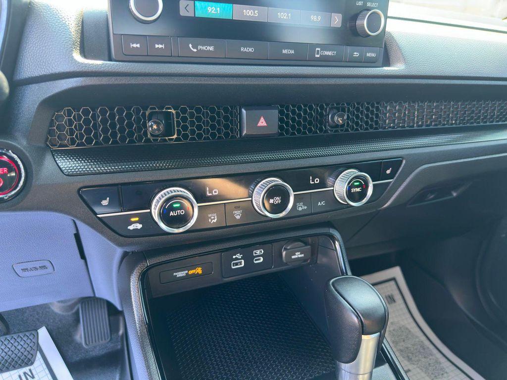 used 2024 Honda CR-V Hybrid car, priced at $32,800