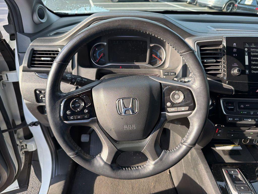 used 2020 Honda Pilot car, priced at $28,800