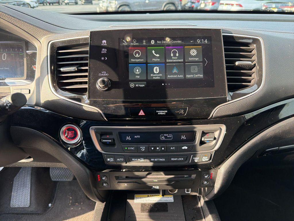 used 2020 Honda Pilot car, priced at $28,800