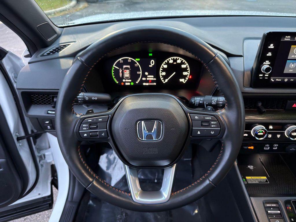 used 2025 Honda CR-V Hybrid car, priced at $35,800