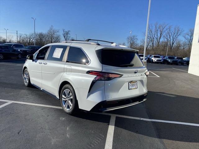 used 2022 Toyota Sienna car, priced at $47,400