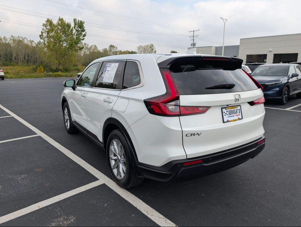 used 2024 Honda CR-V car, priced at $30,900